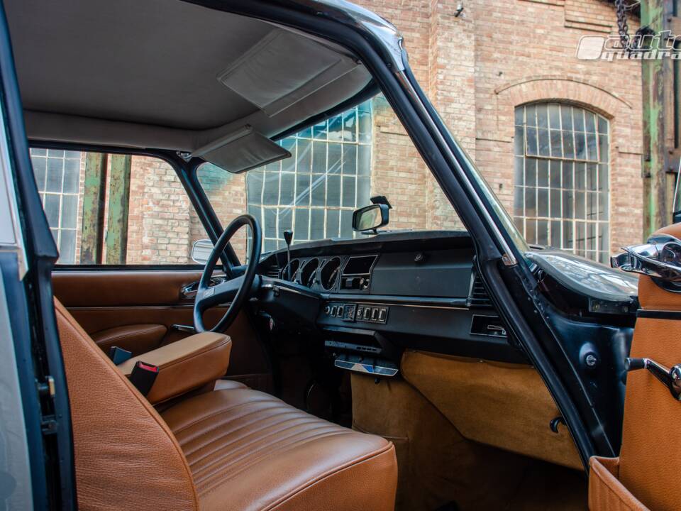 Bild 10/11 von Citroën DS 23 Pallas IE (1974)