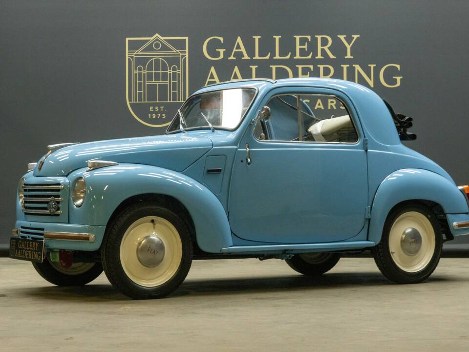 Image 23/50 of FIAT 500 C Topolino (1949)
