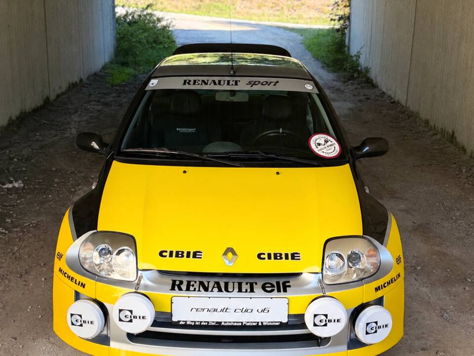 Imagen 29/29 de Renault Clio II V6 (2002)