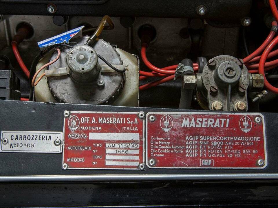 Bild 32/32 von Maserati Ghibli SS (1970)