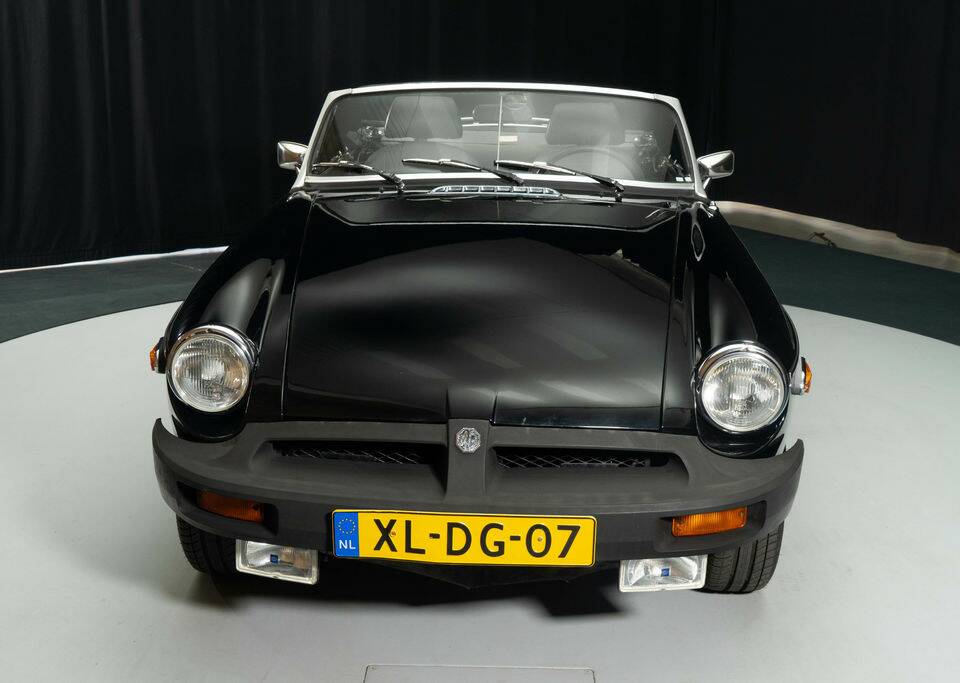 Image 4/8 of MG MGB Limited Edition (1980)