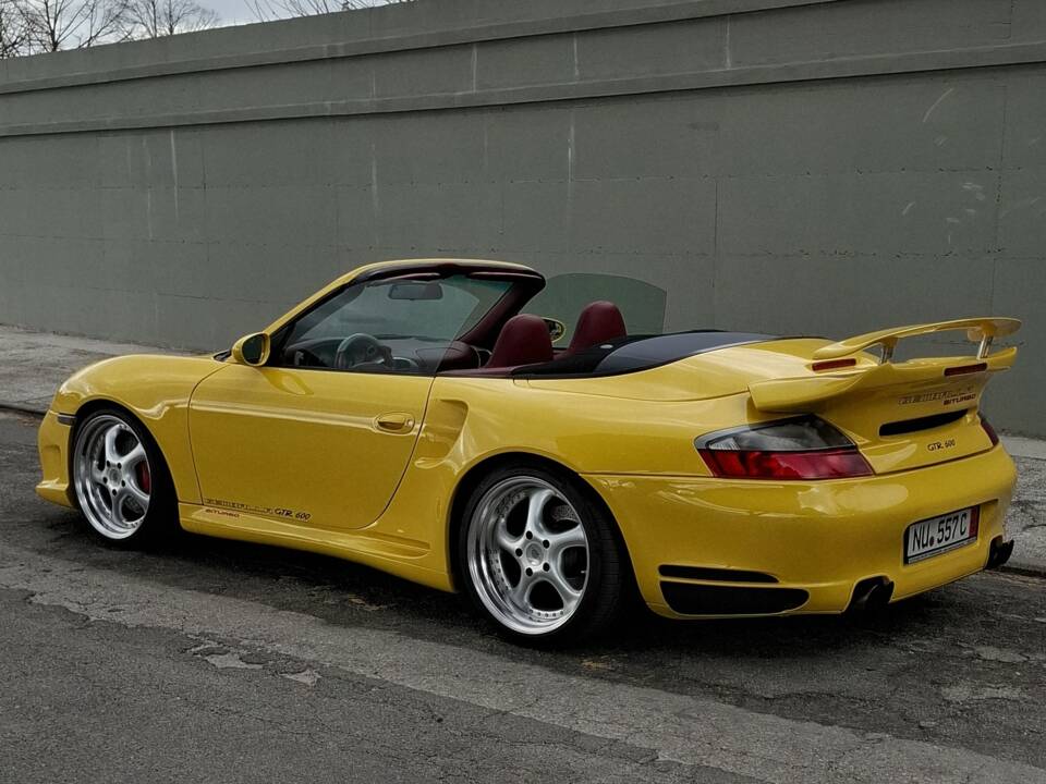Image 2/18 of Gemballa GTR 600 (2000)