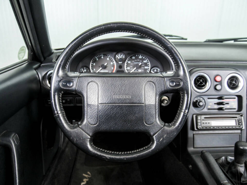 Imagen 8/50 de Mazda MX-5 1.6 (1990)