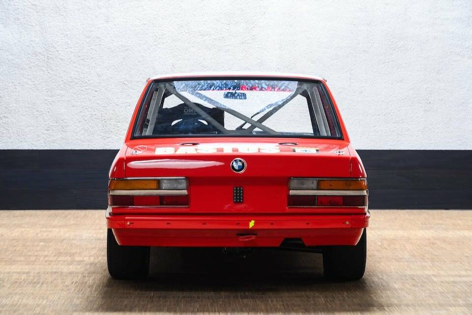 Afbeelding 4/39 van BMW 528i Group A (1982)