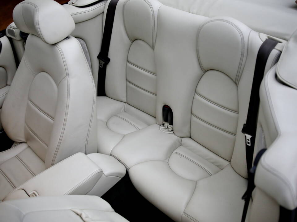 Bild 9/15 von Jaguar XKR (2005)