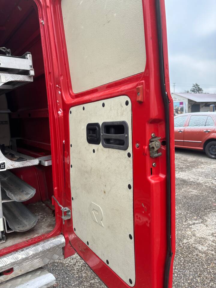 Bild 37/57 von Mercedes-Benz T1 310 (1992)