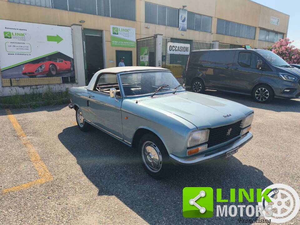 Image 3/10 of Peugeot 304 Convertible (1971)