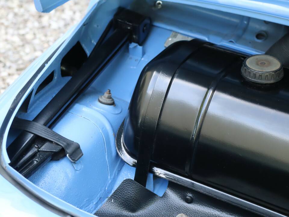 Image 38/50 of FIAT 500 F (1967)