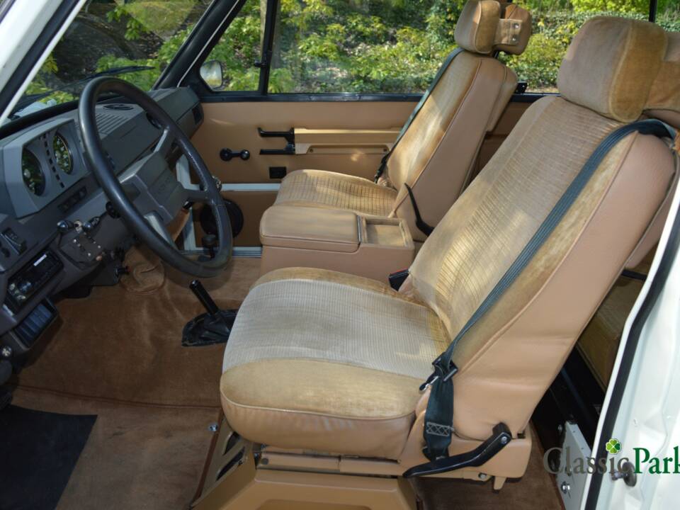 Bild 9/50 von Land Rover Range Rover Classic (1981)