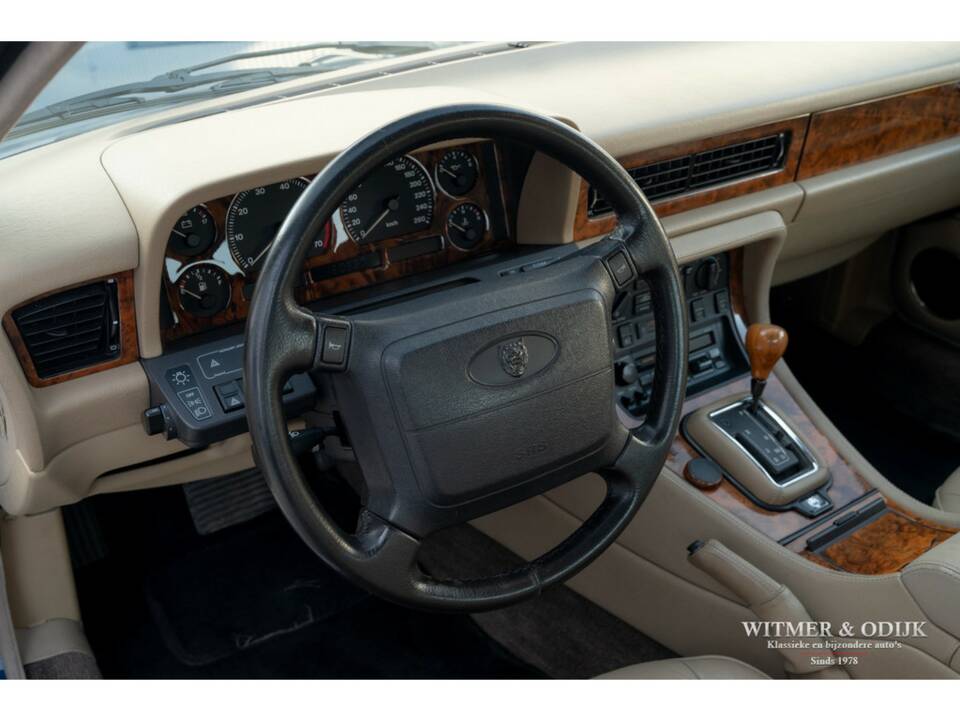 Bild 11/16 von Jaguar XJ 40 3.2 (1994)