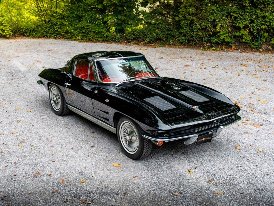 Afbeelding 1/22 van Chevrolet Corvette Sting Ray (1963)