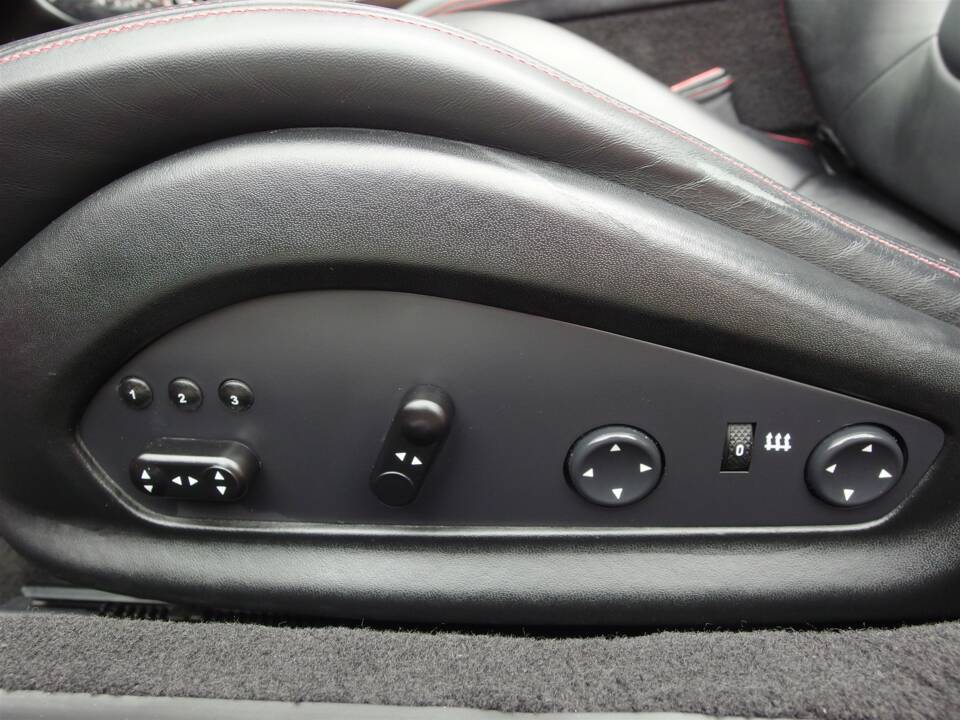 Immagine 50/98 di Ferrari California 30 (2013)