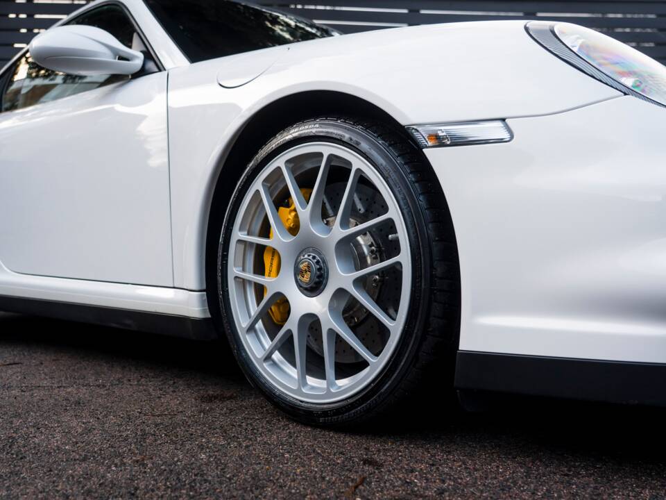 Bild 50/52 von Porsche 911 Turbo (2010)