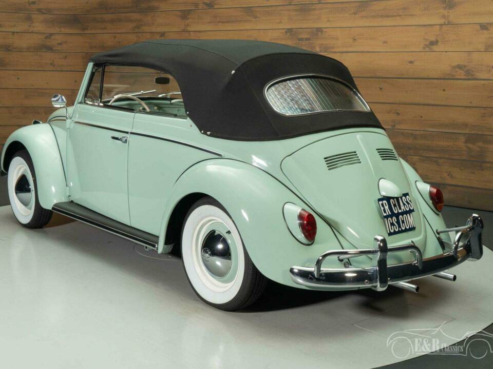 Imagen 8/19 de Volkswagen Escarabajo 1200 (1963)