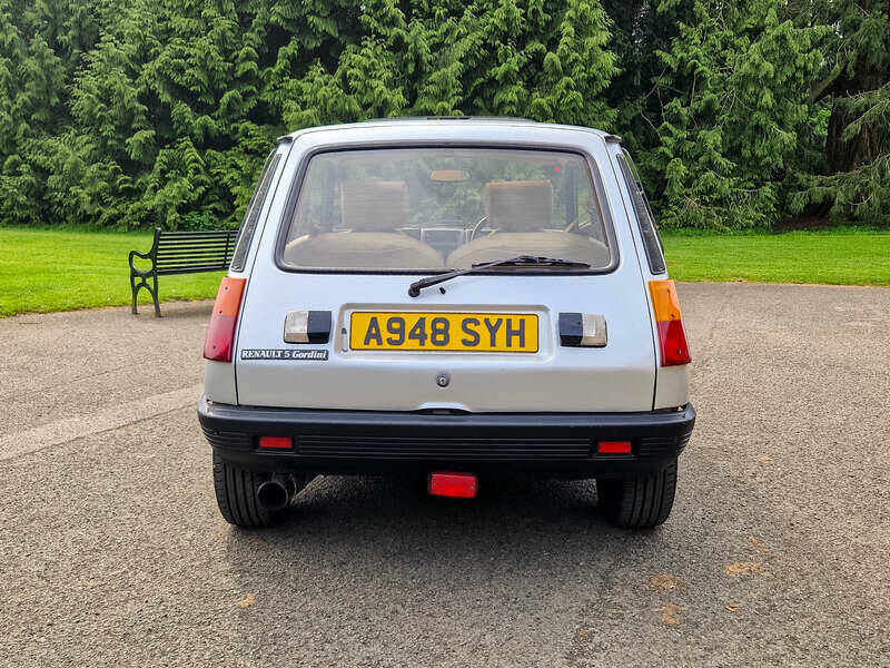 Afbeelding 14/50 van Renault R 5 Alpine Turbo (1984)