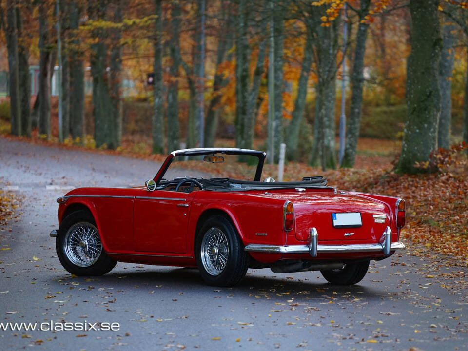 Image 9/27 de Triumph TR 5 PI (1968)