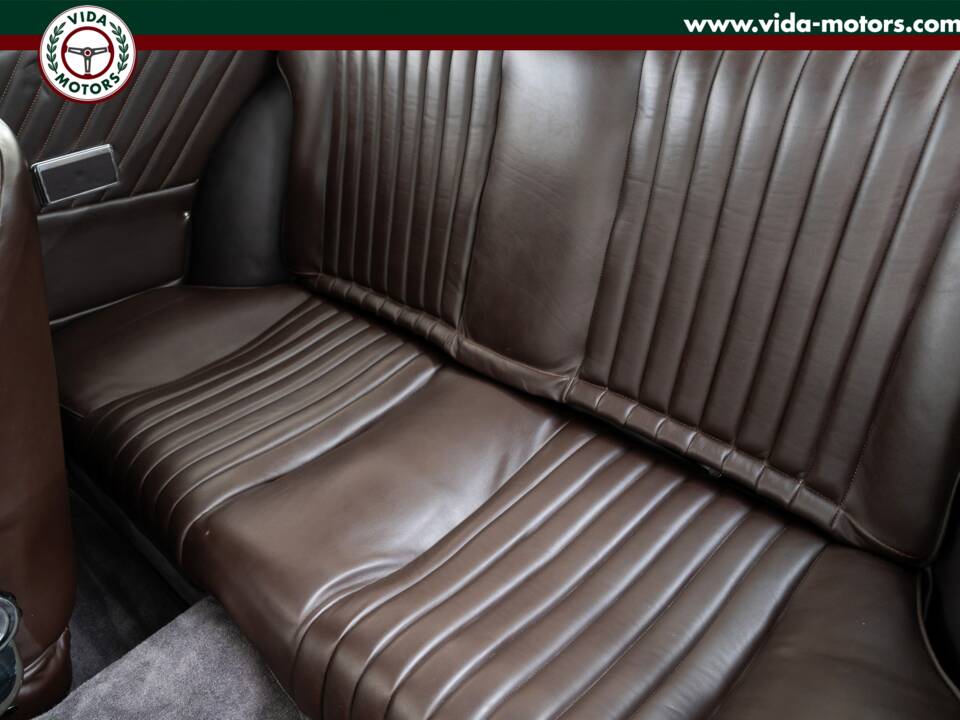 Image 8/15 de Alfa Romeo Giulia 1600 Sprint GT Veloce (1967)