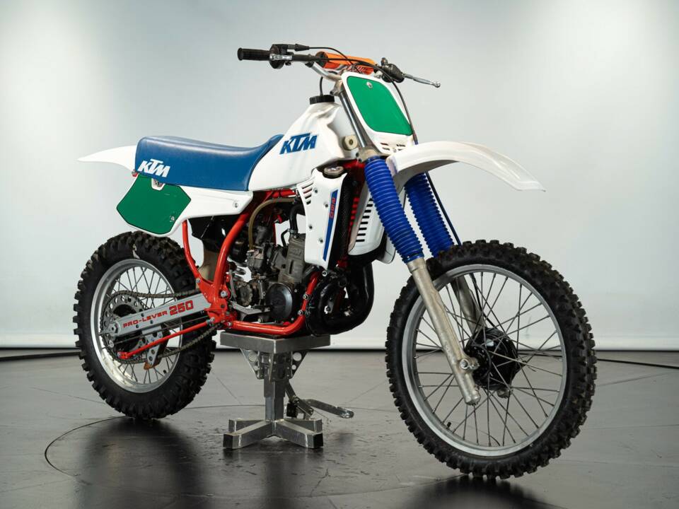 Bild 6/50 von KTM DUMMY (1984)