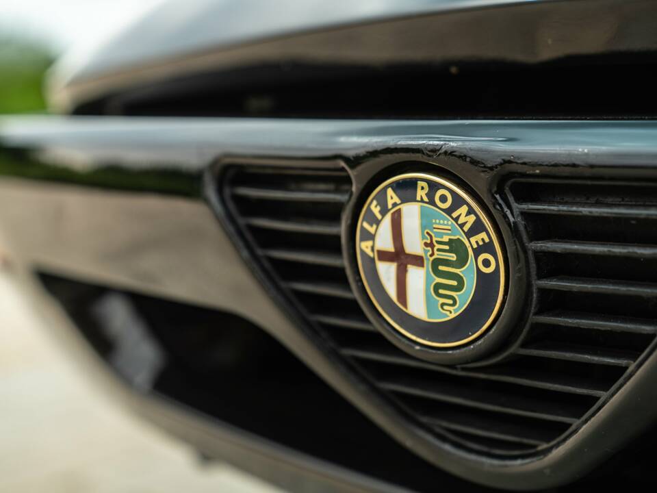 Image 18/50 of Alfa Romeo 2.0 Spider (1991)