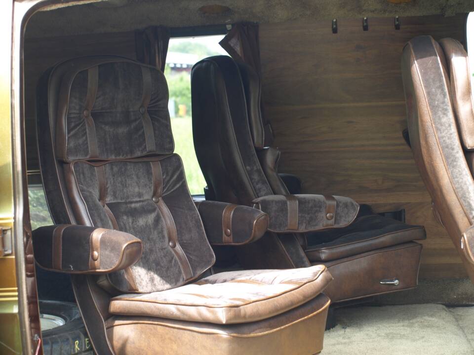 Immagine 64/143 di Dodge B 200 Sportsman (1978)