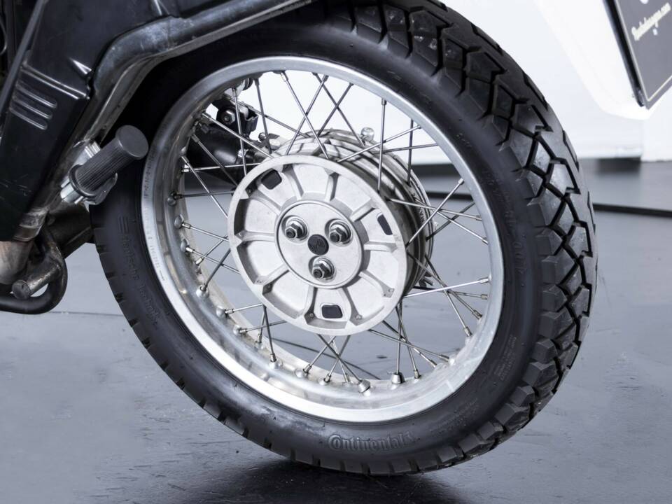 Image 41/50 de BMW DUMMY (1985)