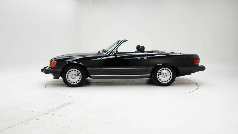 Image 8/15 of Mercedes-Benz 560 SL (1988)