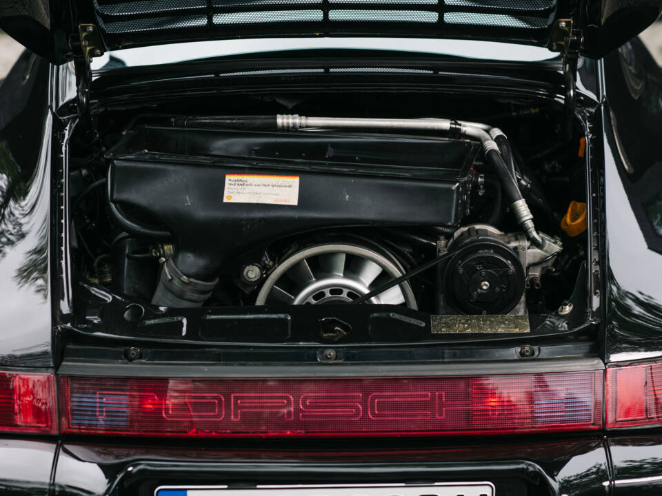 Imagen 80/95 de Porsche 911 Turbo 3.3 (1991)