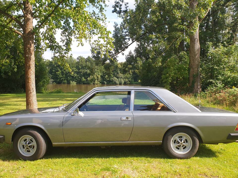 Imagen 1/7 de FIAT 130 Coupé (1975)