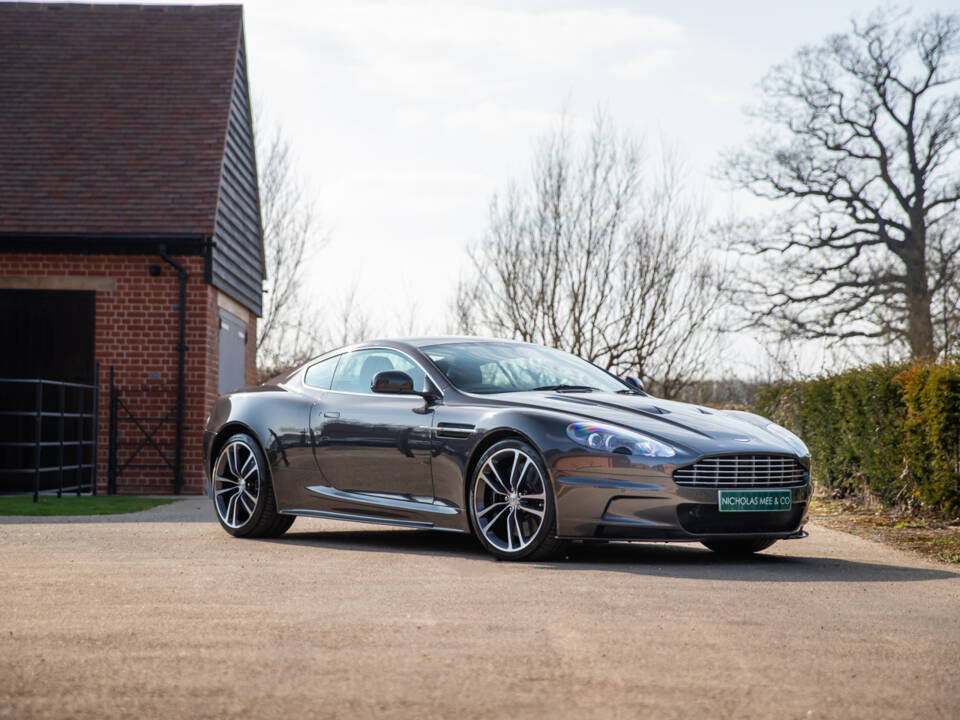 Bild 7/71 von Aston Martin DBS (2011)