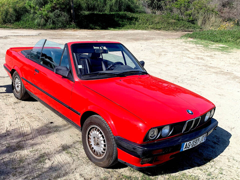 Image 1/6 de BMW 318i (1991)