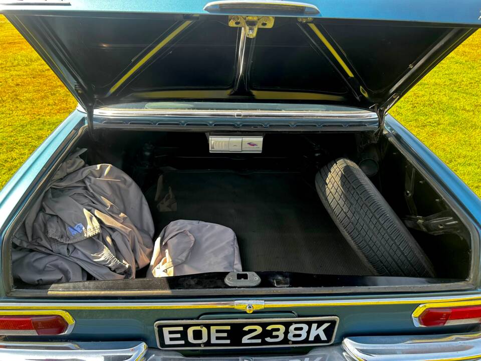 Image 52/57 de Mercedes-Benz 280 SE 3,5 (1972)