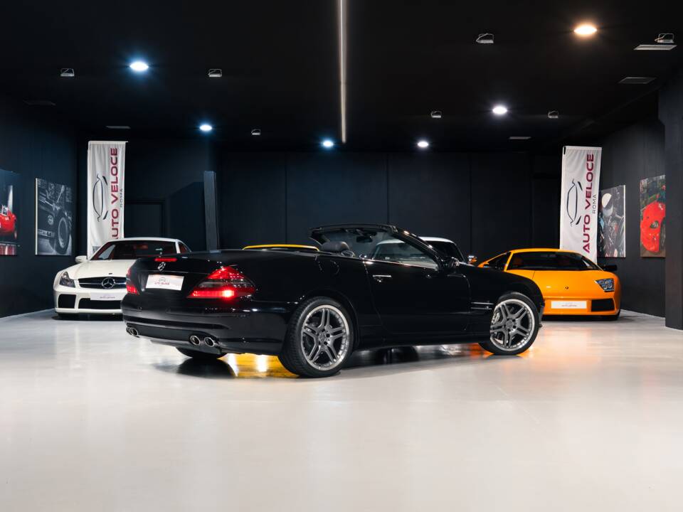 Image 5/31 of Mercedes-Benz SL 55 AMG (2003)