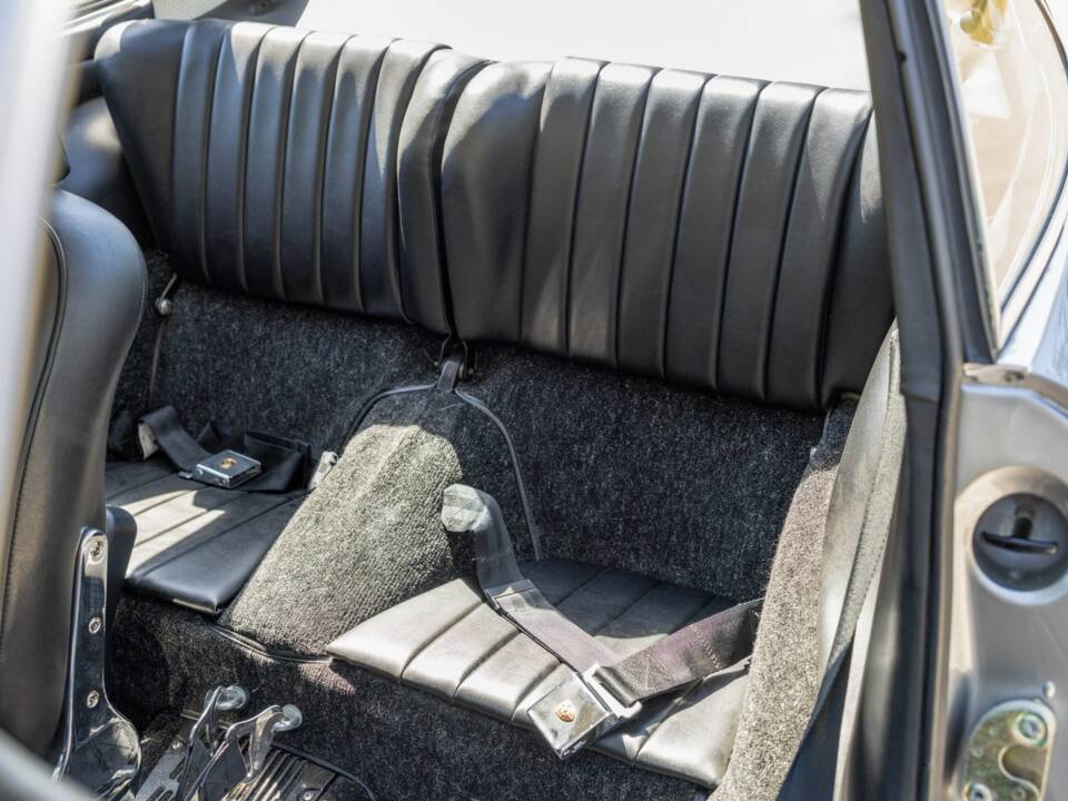 Image 17/22 de Porsche 912 (1969)