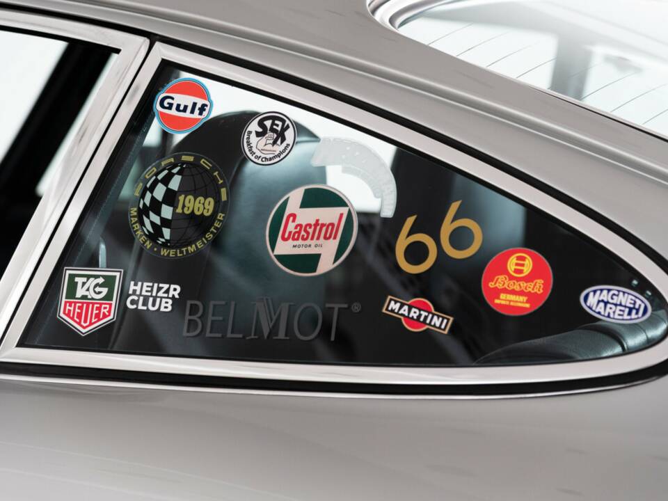 Image 25/50 de Porsche 911 Carrera 2.7 (US) (1974)