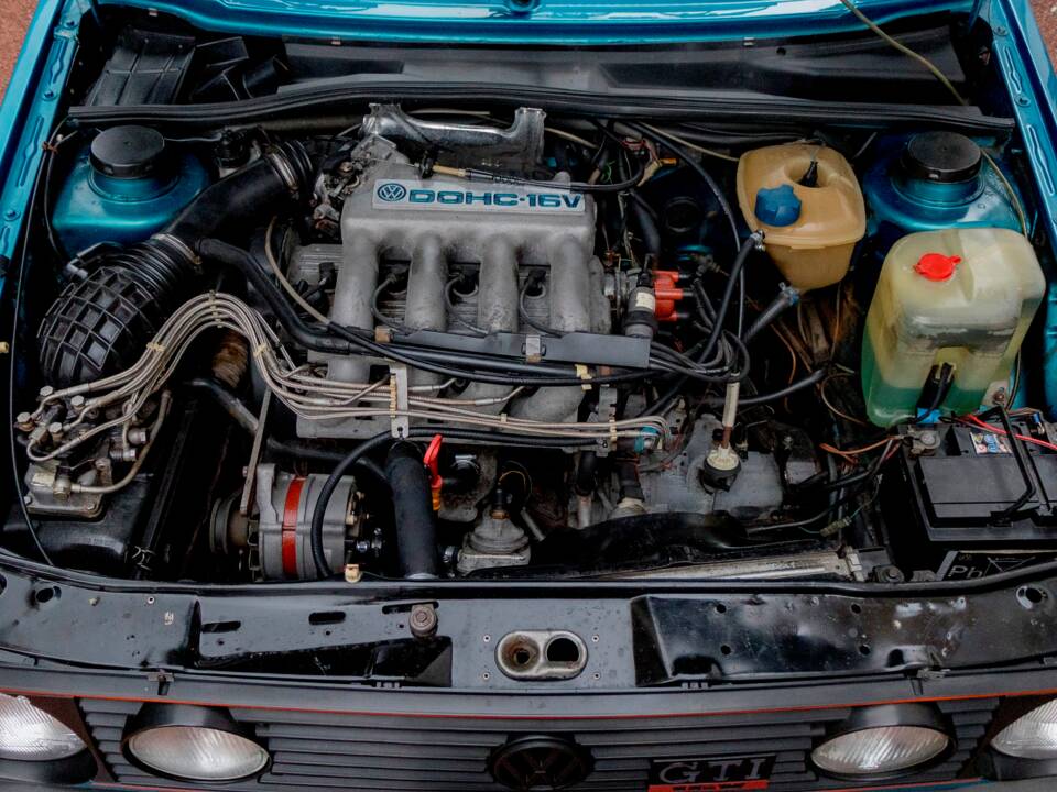 Bild 4/4 von Volkswagen Golf II GTi 16V 1.8 (1987)