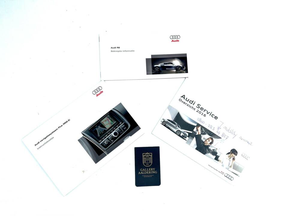 Image 10/50 de Audi R8 V10 (2011)