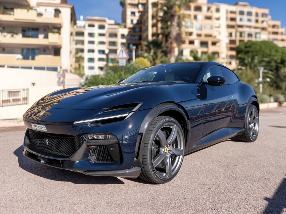 Image 11/21 of Ferrari Purosangue V12 (2025)