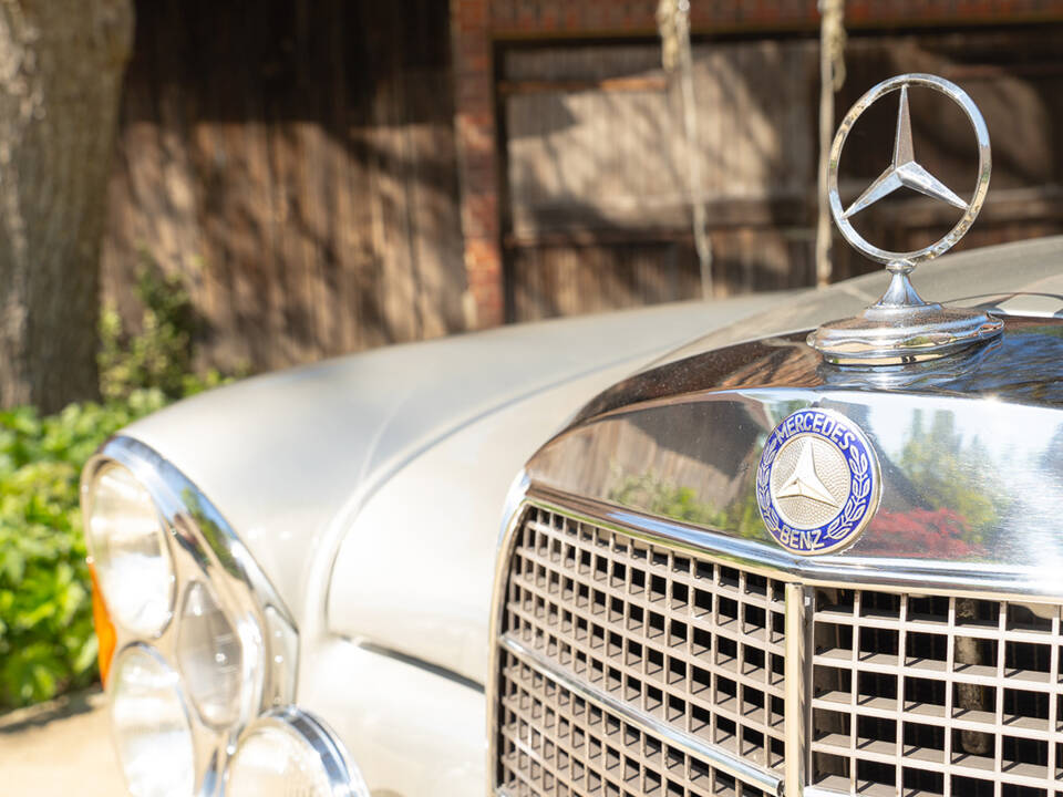 Bild 18/56 von Mercedes-Benz 280 SE (1968)