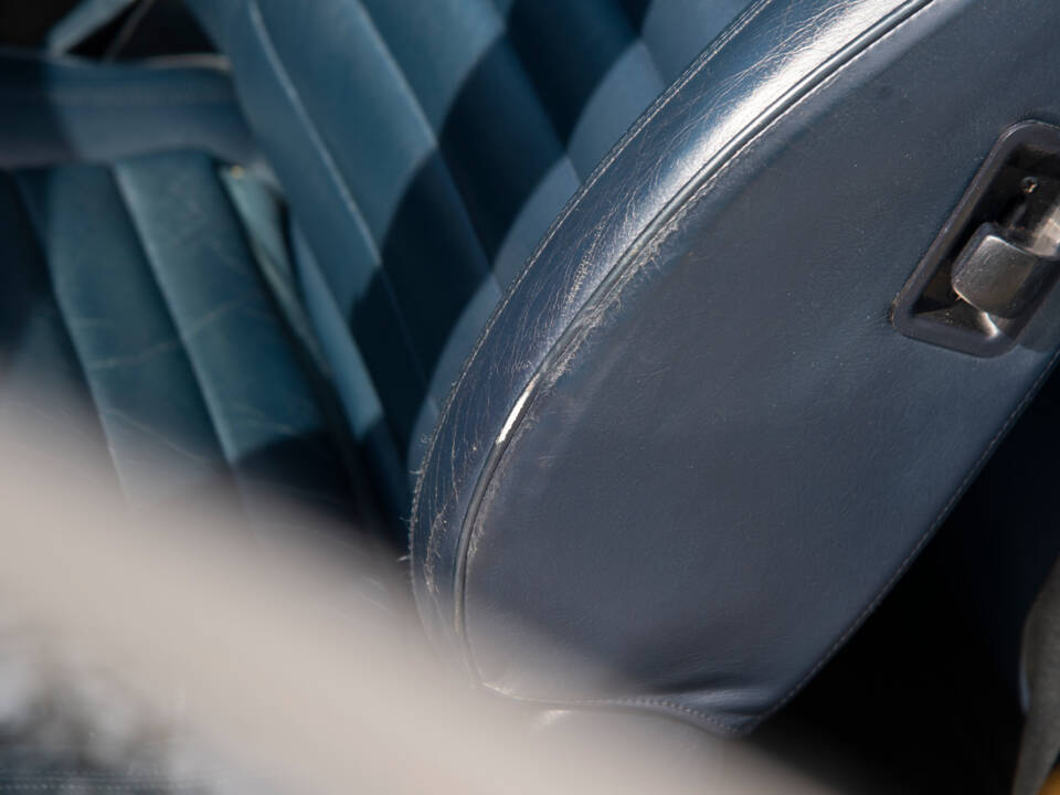 Image 30/39 of Jaguar XJS 5.3 V12 (1989)