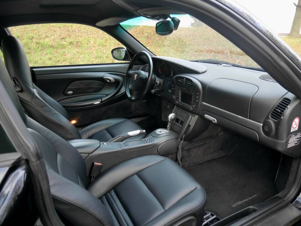 Bild 25/32 von Porsche 911 Turbo (WLS) (2004)