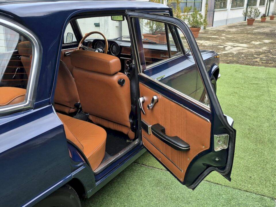 Imagen 44/67 de Alfa Romeo Giulia Nuova Super 1600 (1977)