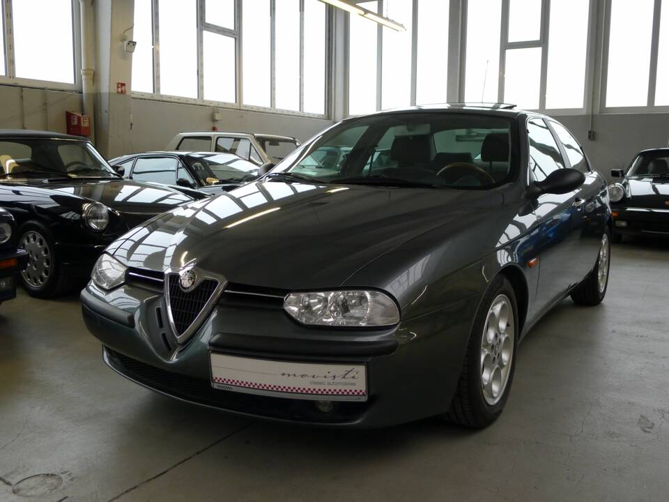 Imagen 21/35 de Alfa Romeo 156 2.5 V6 (1999)