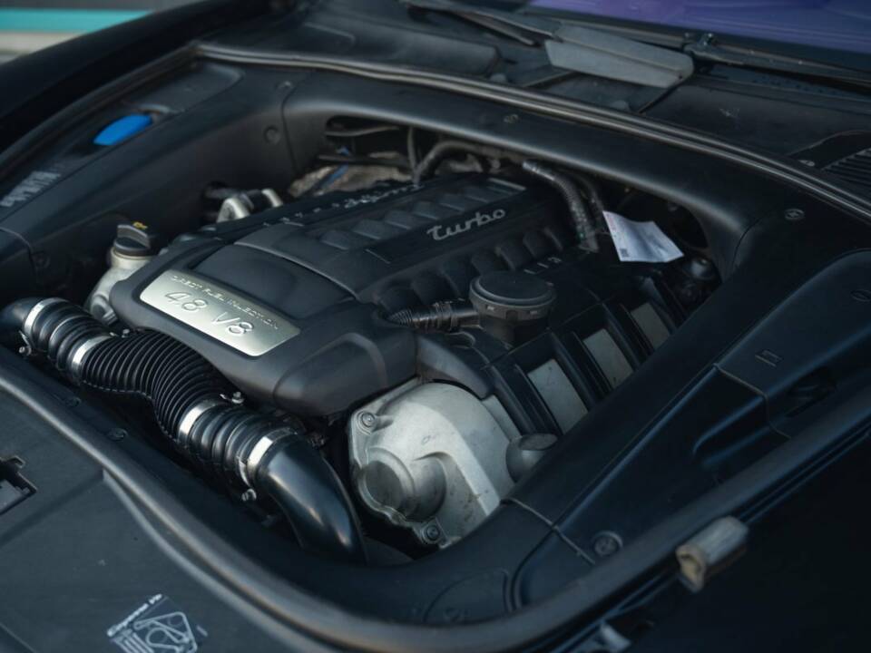 Image 14/15 of Porsche Cayenne Turbo (2008)