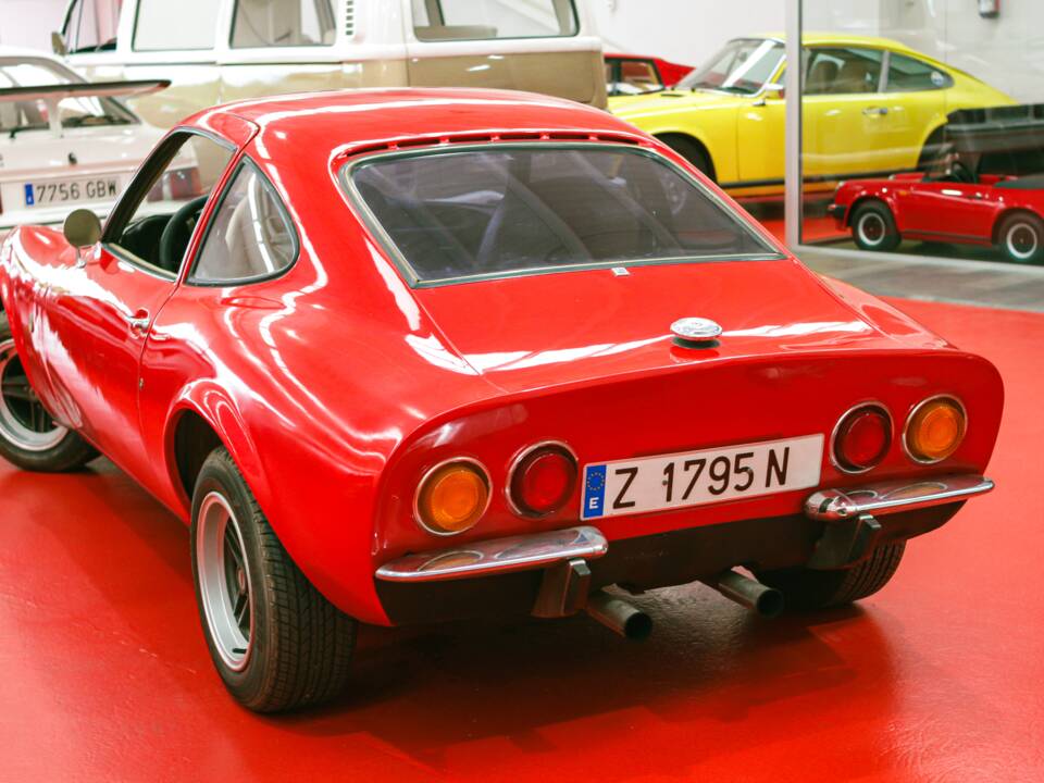Bild 4/31 von Opel GT 1900 (1973)