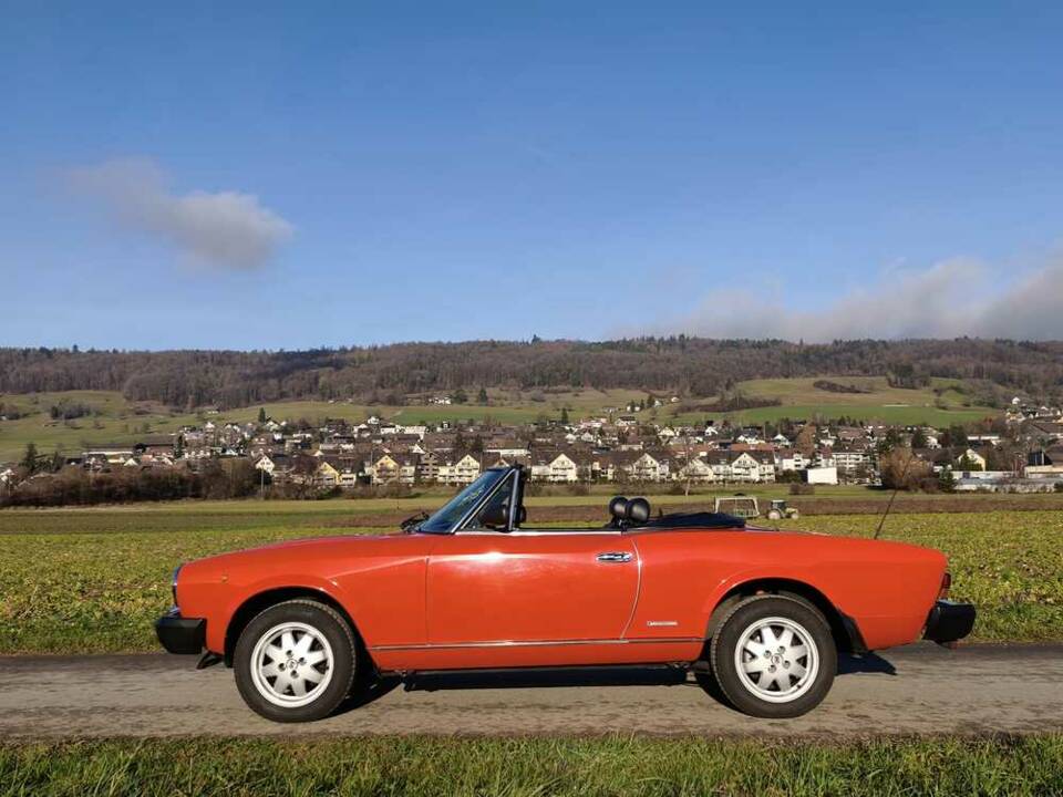Bild 3/24 von FIAT 124 Spider DS (1986)