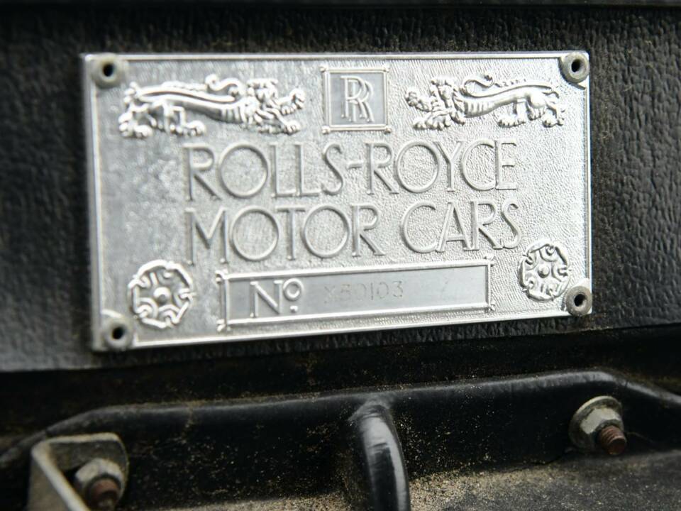Image 48/50 of Rolls-Royce Corniche S (1995)