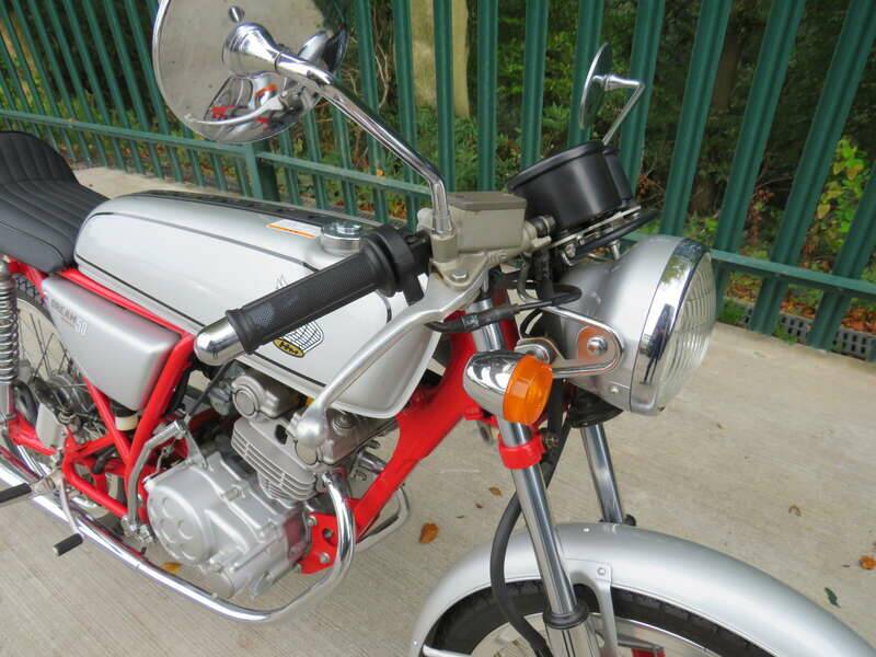 Bild 5/44 von Honda Dream 50 (1997)