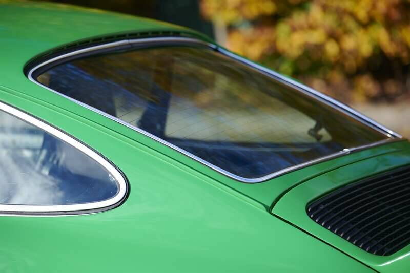 Image 32/50 of Porsche 911 Carrera 2.7 (1976)