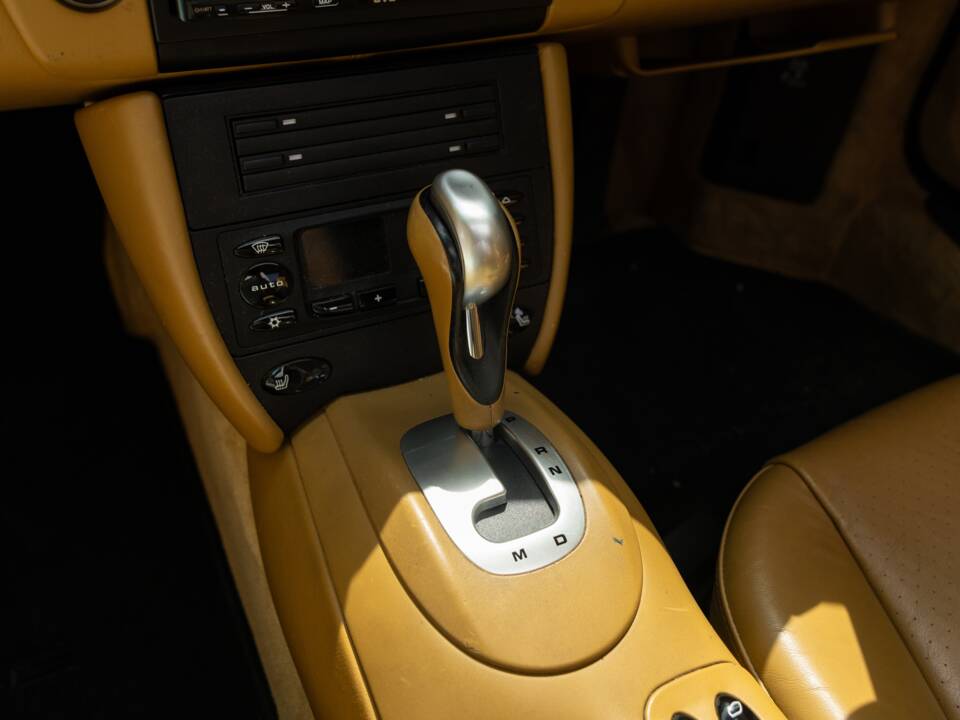 Bild 21/27 von Porsche 911 Turbo (2001)