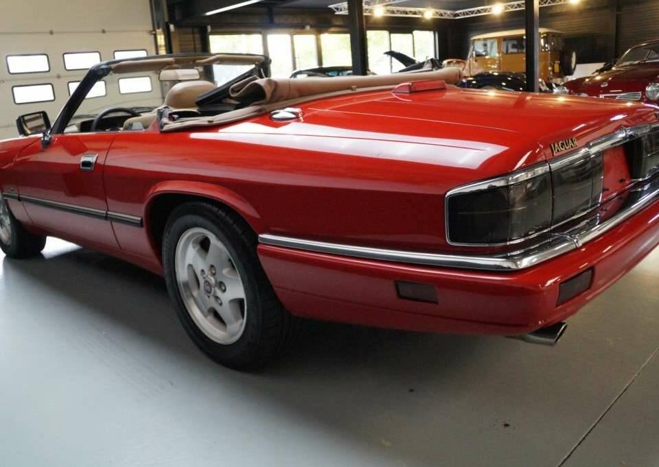 Image 47/50 de Jaguar XJS 4.0 (1995)